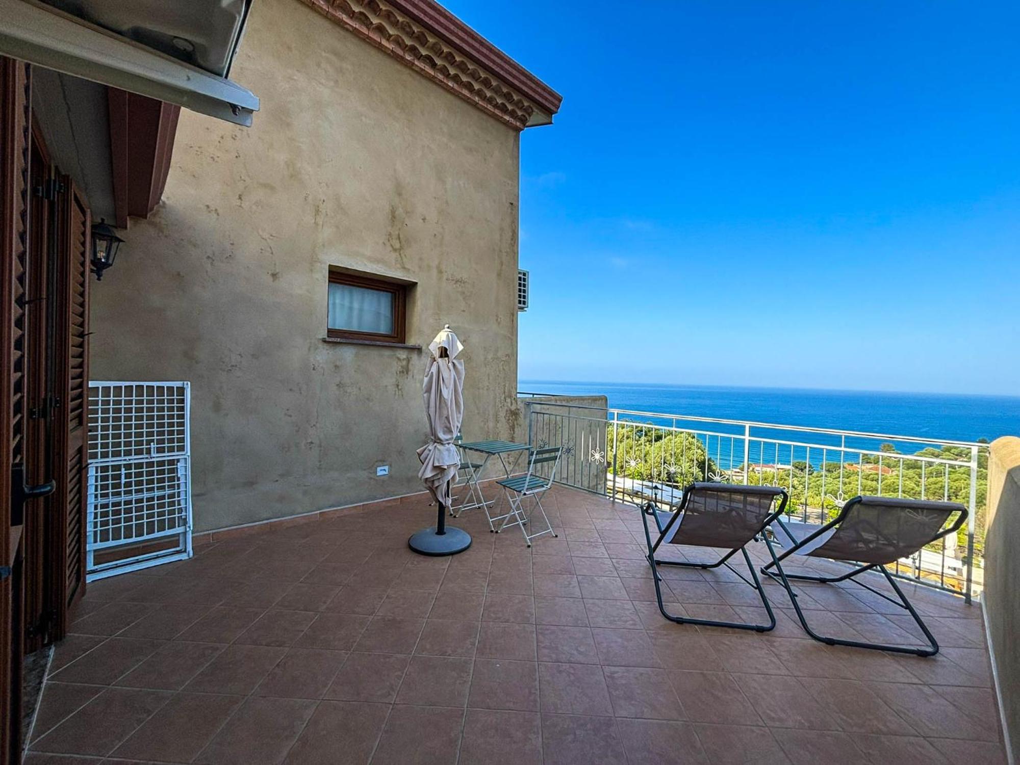 Tramonti D'Oro Bed and Breakfast Caprioli Εξωτερικό φωτογραφία