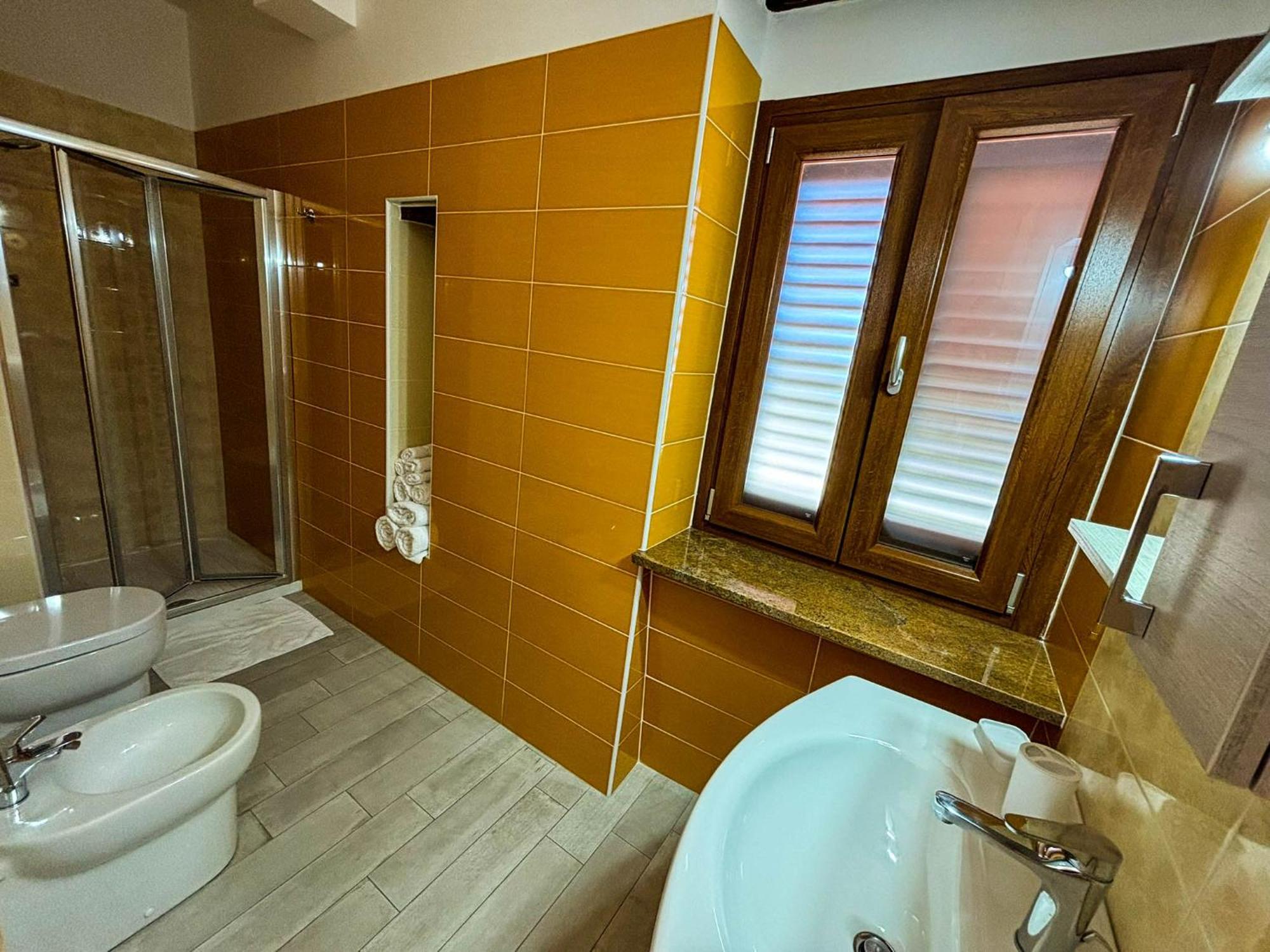 Tramonti D'Oro Bed and Breakfast Caprioli Εξωτερικό φωτογραφία